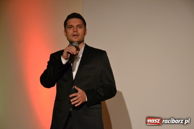 Zdjęcie w galerii na portalu naszraciborz.pl: Powiatowa oświata świętowała na zamku wiadomości z regionu