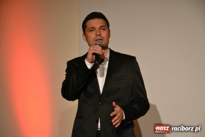 Zdjęcie w galerii na portalu naszraciborz.pl: Powiatowa oświata świętowała na zamku wiadomości z regionu