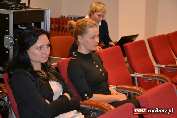 Zdjęcie w galerii na portalu naszraciborz.pl: Powiatowa oświata świętowała na zamku wiadomości z regionu