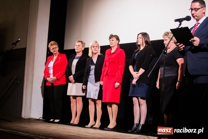 Zdjęcie w galerii na portalu naszraciborz.pl: Miejskie obchody Dnia Edukacji Narodowej w Strzesze. Wręczono nagrody prezydenta wiadomości z regionu