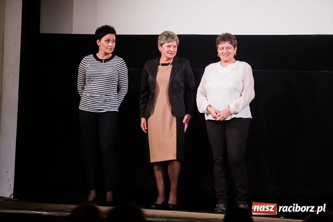 Zdjęcie w galerii na portalu naszraciborz.pl: Miejskie obchody Dnia Edukacji Narodowej w Strzesze. Wręczono nagrody prezydenta wiadomości z regionu