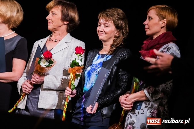 Zdjęcie w galerii na portalu naszraciborz.pl: Miejskie obchody Dnia Edukacji Narodowej w Strzesze. Wręczono nagrody prezydenta wiadomości z regionu