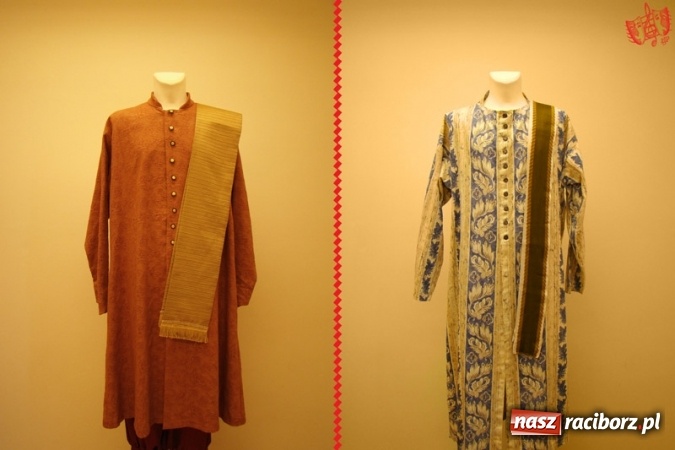 Zdjęcie w galerii na portalu naszraciborz.pl: Falbanka i szabelka - premiera spektaklu w nowej obsadzie już 23 października na Zamku Piastowskim w Raciborzu wiadomości z regionu