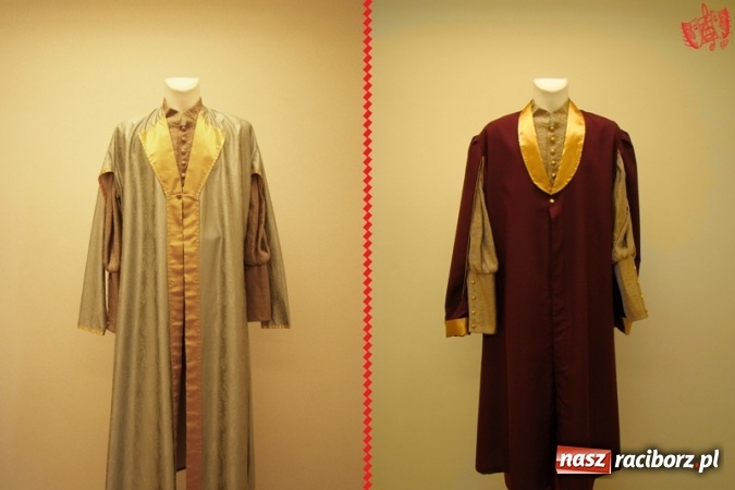 Zdjęcie w galerii na portalu naszraciborz.pl: Falbanka i szabelka - premiera spektaklu w nowej obsadzie już 23 października na Zamku Piastowskim w Raciborzu wiadomości z regionu