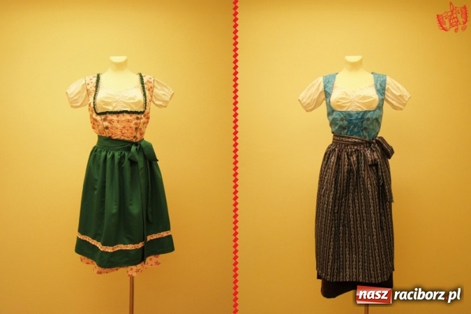 Zdjęcie w galerii na portalu naszraciborz.pl: Falbanka i szabelka - premiera spektaklu w nowej obsadzie już 23 października na Zamku Piastowskim w Raciborzu wiadomości z regionu