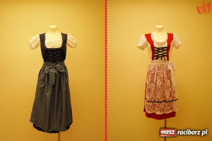 Zdjęcie w galerii na portalu naszraciborz.pl: Falbanka i szabelka - premiera spektaklu w nowej obsadzie już 23 października na Zamku Piastowskim w Raciborzu wiadomości z regionu