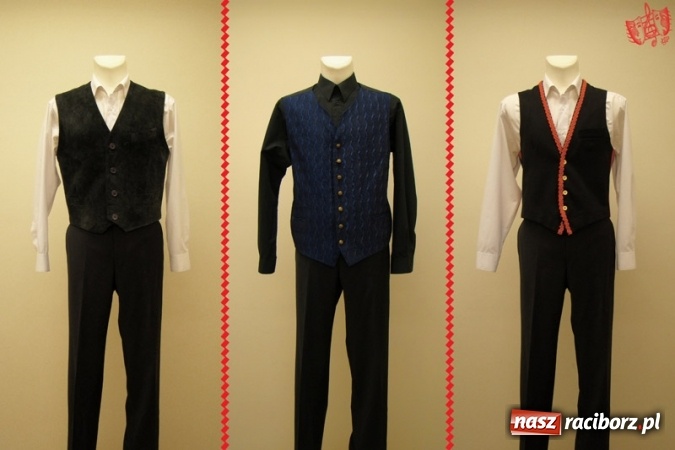 Zdjęcie w galerii na portalu naszraciborz.pl: Falbanka i szabelka - premiera spektaklu w nowej obsadzie już 23 października na Zamku Piastowskim w Raciborzu wiadomości z regionu