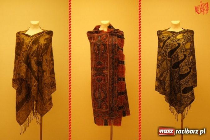 Zdjęcie w galerii na portalu naszraciborz.pl: Falbanka i szabelka - premiera spektaklu w nowej obsadzie już 23 października na Zamku Piastowskim w Raciborzu wiadomości z regionu