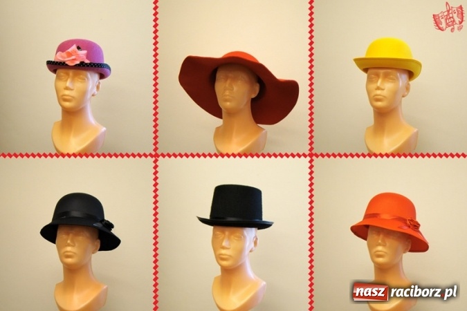 Zdjęcie w galerii na portalu naszraciborz.pl: Falbanka i szabelka - premiera spektaklu w nowej obsadzie już 23 października na Zamku Piastowskim w Raciborzu wiadomości z regionu