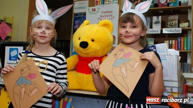 Zdjęcie w galerii na portalu naszraciborz.pl: Sto lat dla Kubusia Puchatka w bibliotece! wiadomości z regionu