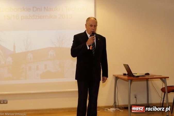 Zdjęcie w galerii na portalu naszraciborz.pl: VIII Raciborskie Dni Nauki i Techniki - dziś na zamku, jutro w Arenie Rafako  wiadomości z regionu