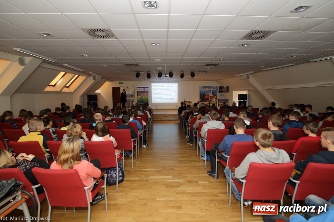 Zdjęcie w galerii na portalu naszraciborz.pl: VIII Raciborskie Dni Nauki i Techniki - dziś na zamku, jutro w Arenie Rafako  wiadomości z regionu