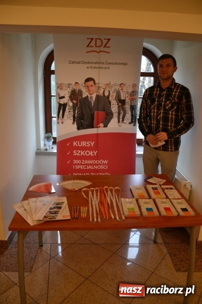 Zdjęcie w galerii na portalu naszraciborz.pl: VIII Raciborskie Dni Nauki i Techniki - dziś na zamku, jutro w Arenie Rafako  wiadomości z regionu