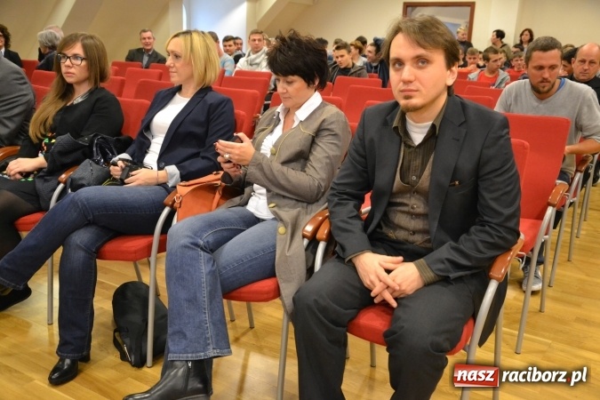 Zdjęcie w galerii na portalu naszraciborz.pl: VIII Raciborskie Dni Nauki i Techniki - dziś na zamku, jutro w Arenie Rafako  wiadomości z regionu