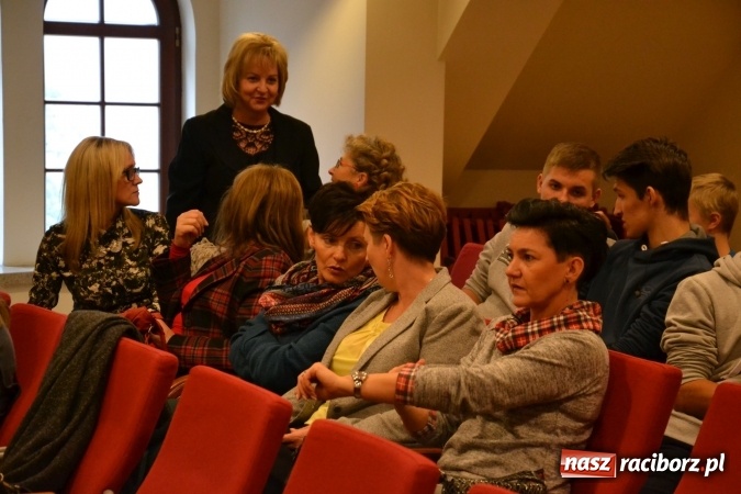 Zdjęcie w galerii na portalu naszraciborz.pl: VIII Raciborskie Dni Nauki i Techniki - dziś na zamku, jutro w Arenie Rafako  wiadomości z regionu