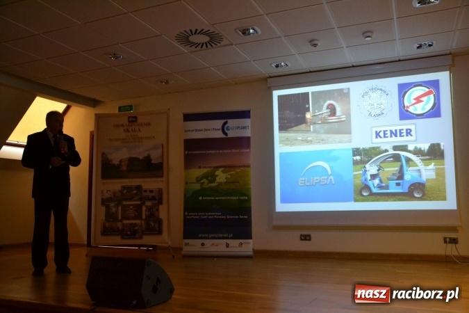 Zdjęcie w galerii na portalu naszraciborz.pl: VIII Raciborskie Dni Nauki i Techniki - dziś na zamku, jutro w Arenie Rafako  wiadomości z regionu