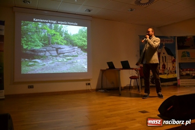 Zdjęcie w galerii na portalu naszraciborz.pl: VIII Raciborskie Dni Nauki i Techniki - dziś na zamku, jutro w Arenie Rafako  wiadomości z regionu