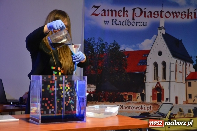 Zdjęcie w galerii na portalu naszraciborz.pl: VIII Raciborskie Dni Nauki i Techniki - dziś na zamku, jutro w Arenie Rafako  wiadomości z regionu