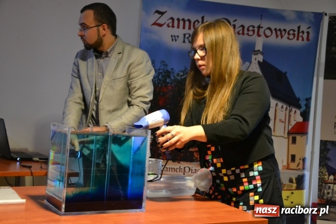 Zdjęcie w galerii na portalu naszraciborz.pl: VIII Raciborskie Dni Nauki i Techniki - dziś na zamku, jutro w Arenie Rafako  wiadomości z regionu