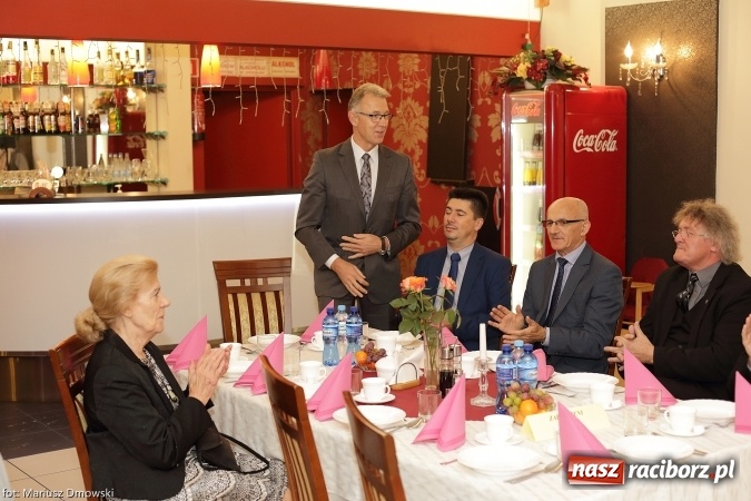 Zdjęcie w galerii na portalu naszraciborz.pl: Związkowcy z ZNP świętowali w Raciborskiej wiadomości z regionu