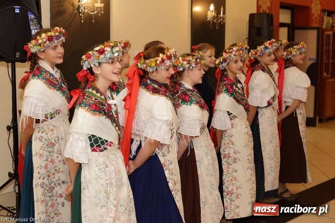 Zdjęcie w galerii na portalu naszraciborz.pl: Związkowcy z ZNP świętowali w Raciborskiej wiadomości z regionu