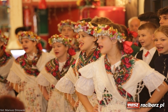 Zdjęcie w galerii na portalu naszraciborz.pl: Związkowcy z ZNP świętowali w Raciborskiej wiadomości z regionu