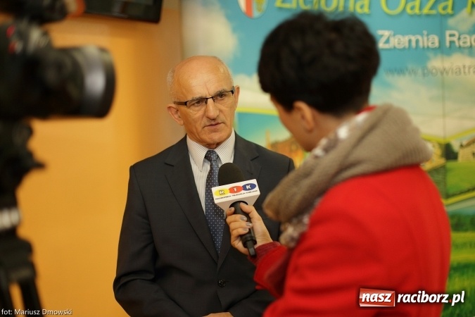 Zdjęcie w galerii na portalu naszraciborz.pl: Porozumienie i Perspektywy - piątek w Arenie Rafako wiadomości z regionu