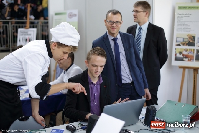 Zdjęcie w galerii na portalu naszraciborz.pl: Porozumienie i Perspektywy - piątek w Arenie Rafako wiadomości z regionu