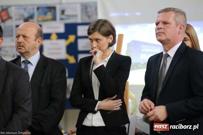 Zdjęcie w galerii na portalu naszraciborz.pl: Porozumienie i Perspektywy - piątek w Arenie Rafako wiadomości z regionu