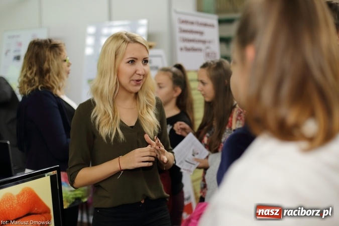 Zdjęcie w galerii na portalu naszraciborz.pl: Porozumienie i Perspektywy - piątek w Arenie Rafako wiadomości z regionu