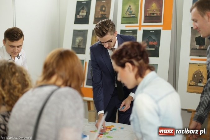 Zdjęcie w galerii na portalu naszraciborz.pl: Porozumienie i Perspektywy - piątek w Arenie Rafako wiadomości z regionu