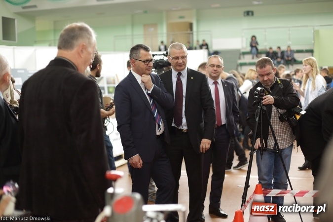 Zdjęcie w galerii na portalu naszraciborz.pl: Porozumienie i Perspektywy - piątek w Arenie Rafako wiadomości z regionu