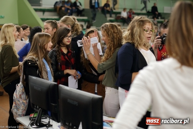 Zdjęcie w galerii na portalu naszraciborz.pl: Porozumienie i Perspektywy - piątek w Arenie Rafako wiadomości z regionu