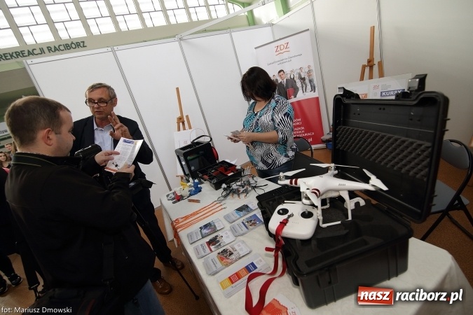 Zdjęcie w galerii na portalu naszraciborz.pl: Porozumienie i Perspektywy - piątek w Arenie Rafako wiadomości z regionu