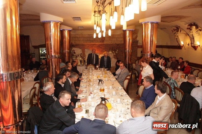 Zdjęcie w galerii na portalu naszraciborz.pl: Podsumowanie sezonu lotowego gołębi pocztowych wiadomości z regionu