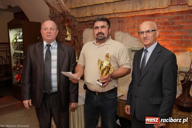 Zdjęcie w galerii na portalu naszraciborz.pl: Podsumowanie sezonu lotowego gołębi pocztowych wiadomości z regionu