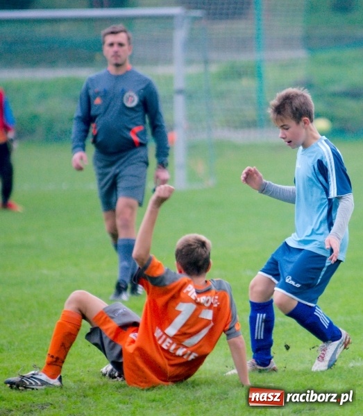 Zdjęcie w galerii na portalu naszraciborz.pl: Udany zryw Rudnika. Mateusz Koczy niczym Kazimierz Deyna wiadomości z regionu