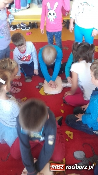 Zdjęcie w galerii na portalu naszraciborz.pl: Kuźnia Raciborska z całą Polską biła rekord wiadomości z regionu