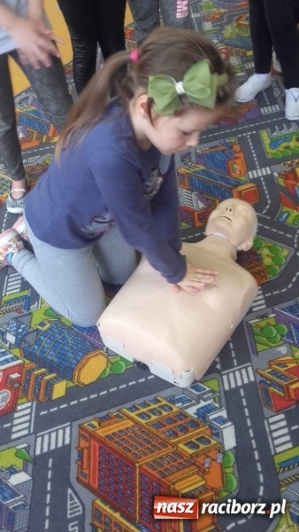 Zdjęcie w galerii na portalu naszraciborz.pl: Kuźnia Raciborska z całą Polską biła rekord wiadomości z regionu