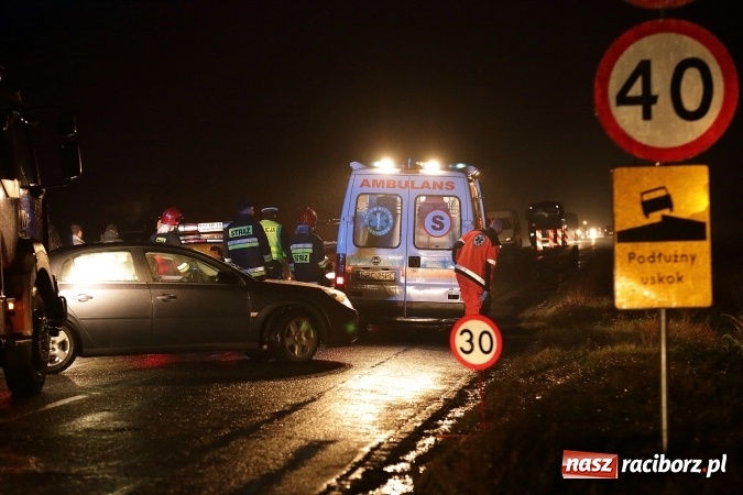 Zdjęcie w galerii na portalu naszraciborz.pl: Pijany 47-latek doprowadził do zderzenia czterech pojazdów na trasie Racibórz-Pietrowice wiadomości z regionu