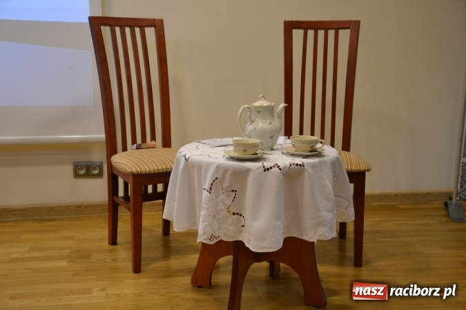 Zdjęcie w galerii na portalu naszraciborz.pl: PERSONA świętowała 15-lecie na Zamku Piastowskim  wiadomości z regionu