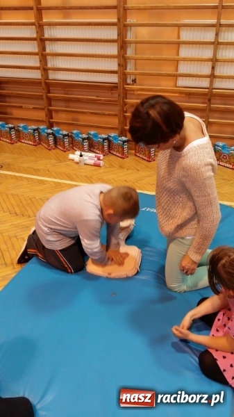 Zdjęcie w galerii na portalu naszraciborz.pl: Pobijmy razem z Jurkiem Owsiakiem rekord w udzielaniu pierwszej pomocy! wiadomości z regionu