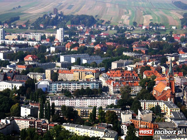 Zdjęcie w galerii na portalu naszraciborz.pl: Racibórz z LOTU PTAKA wiadomości z regionu
