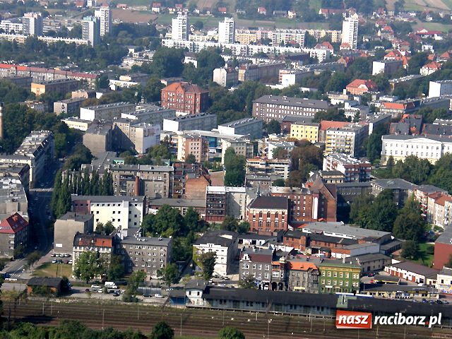 Zdjęcie w galerii na portalu naszraciborz.pl: Racibórz z LOTU PTAKA wiadomości z regionu