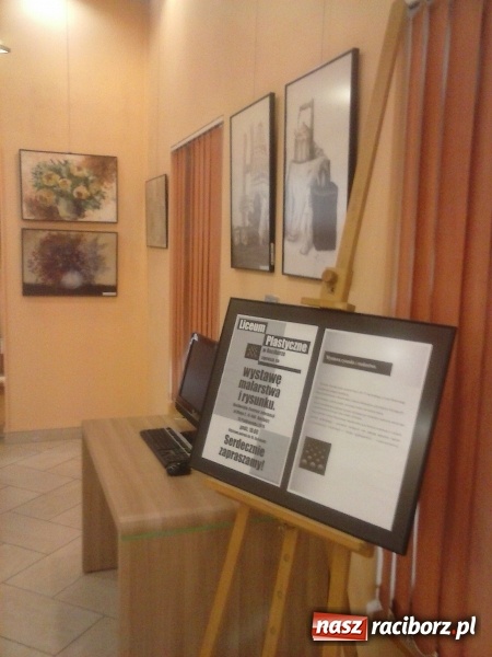 Zdjęcie w galerii na portalu naszraciborz.pl: Wystawa uczniów Liceum Plastycznego w RCI wiadomości z regionu