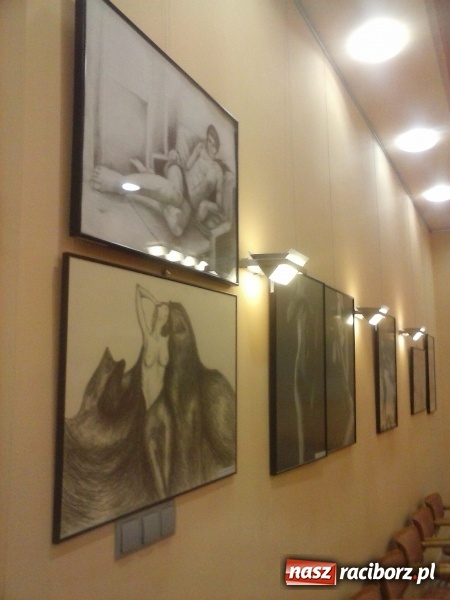 Zdjęcie w galerii na portalu naszraciborz.pl: Wystawa uczniów Liceum Plastycznego w RCI wiadomości z regionu