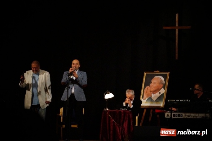 Zdjęcie w galerii na portalu naszraciborz.pl: Opowieść o tym, co może jeden człowiek z Janem Nowickim w Strzesze wiadomości z regionu