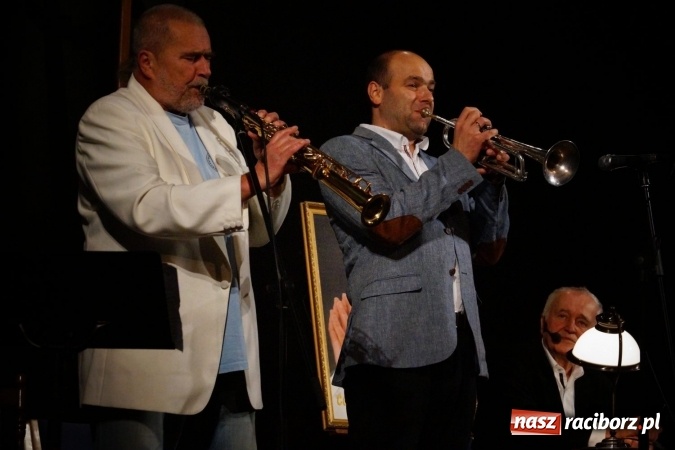 Zdjęcie w galerii na portalu naszraciborz.pl: Opowieść o tym, co może jeden człowiek z Janem Nowickim w Strzesze wiadomości z regionu