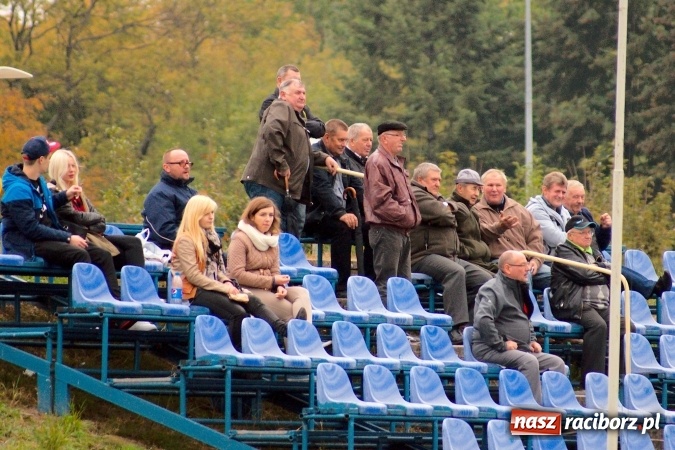 Zdjęcie w galerii na portalu naszraciborz.pl: Klasa okręgowa: Grzegorz Wojda zapewnił trzy punkty Rafako. Poważna kontuzja zawodnika Krzyżanowic wiadomości z regionu