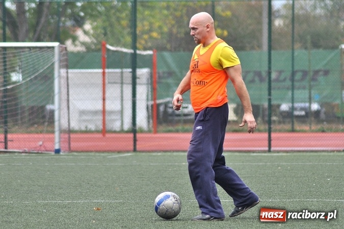 Zdjęcie w galerii na portalu naszraciborz.pl: Betra-Ensol z pucharem prezesa wiadomości z regionu